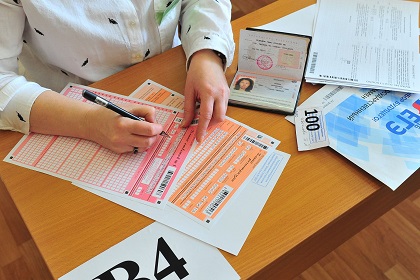 Сергей Брилка: для сохранения молодежи в регионе важно повышать престиж высшей школы и профессионального образования в Приангарье